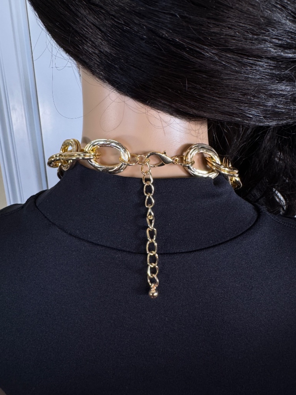 CLUSTERED CHUNKY PEARL WOMEN'S STATEMENT NECKLACE ON GOLD CHAIN LINKS - Picture 7 of 10